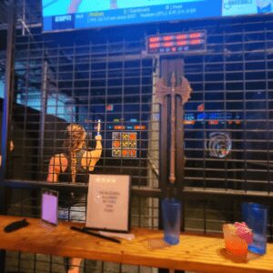 Axe throwing 6min